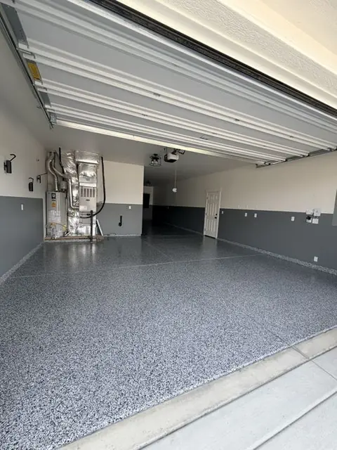 Resin4U job: garage gray flake